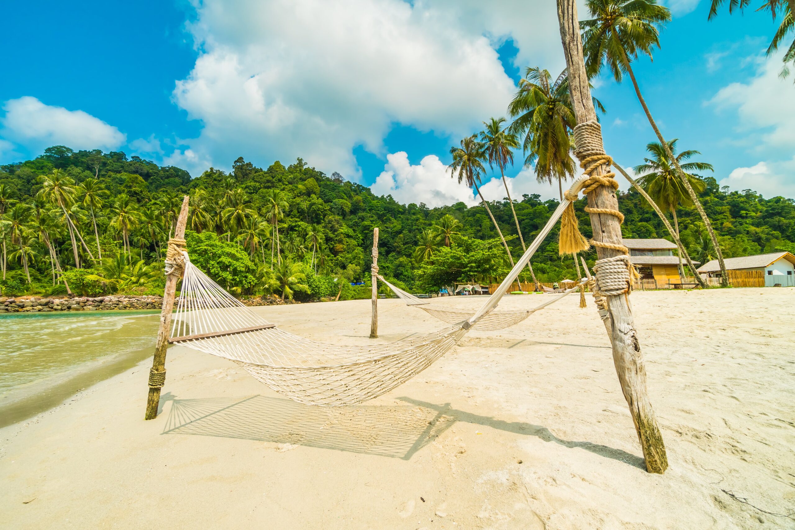 hammock-beautiful-tropical-beach-min
